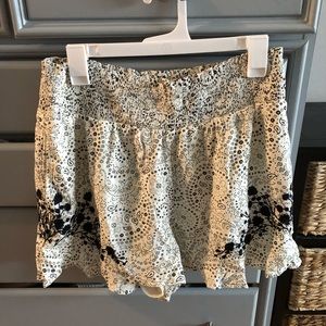 Black and white high waisted shorts